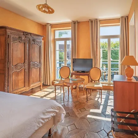 Hotel La Diligence 3*