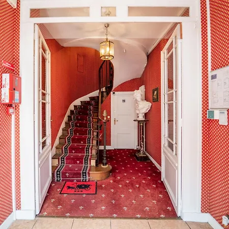 La Diligence Hotel 3*