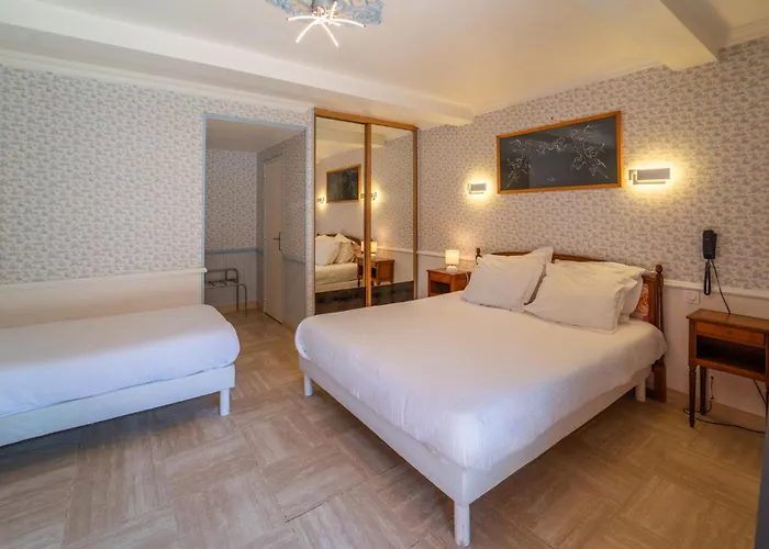 Отель La Diligence