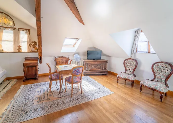 La Diligence Szálloda 3*