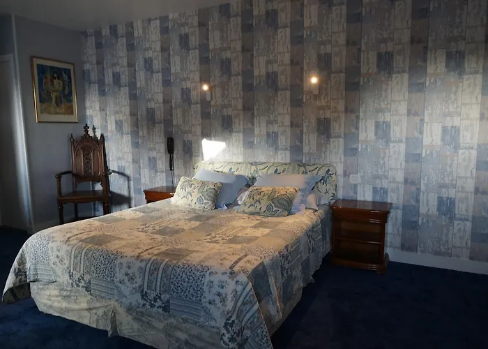 La Diligence מלון 3*